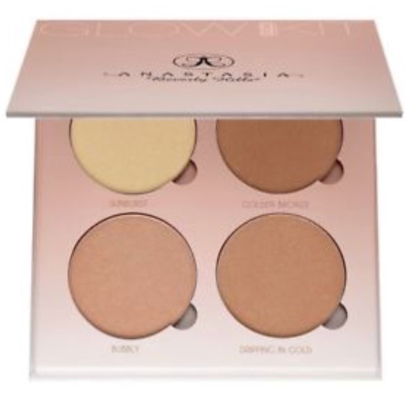 Anastasia Beverly Hills Other - Anastasia Beverly Hills That Glow Glow Kit